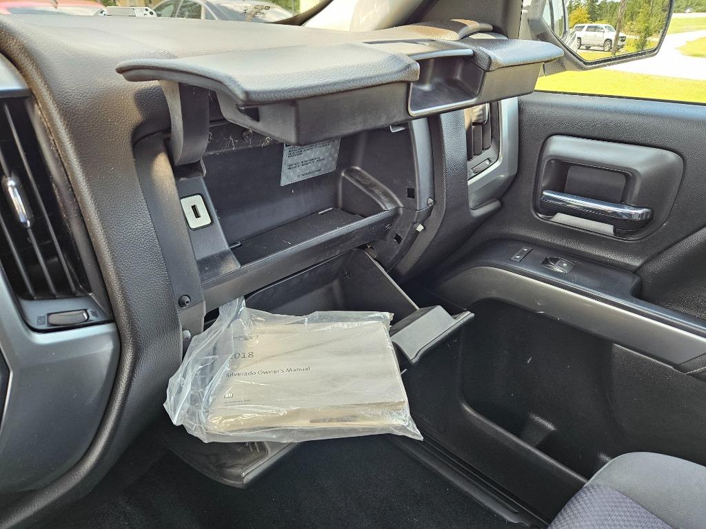2018 Chevrolet Silverado 1500 LT - Photo 25
