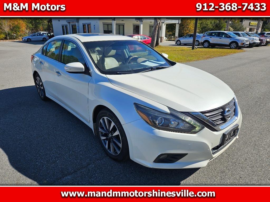 2016 Nissan Altima SL's photo